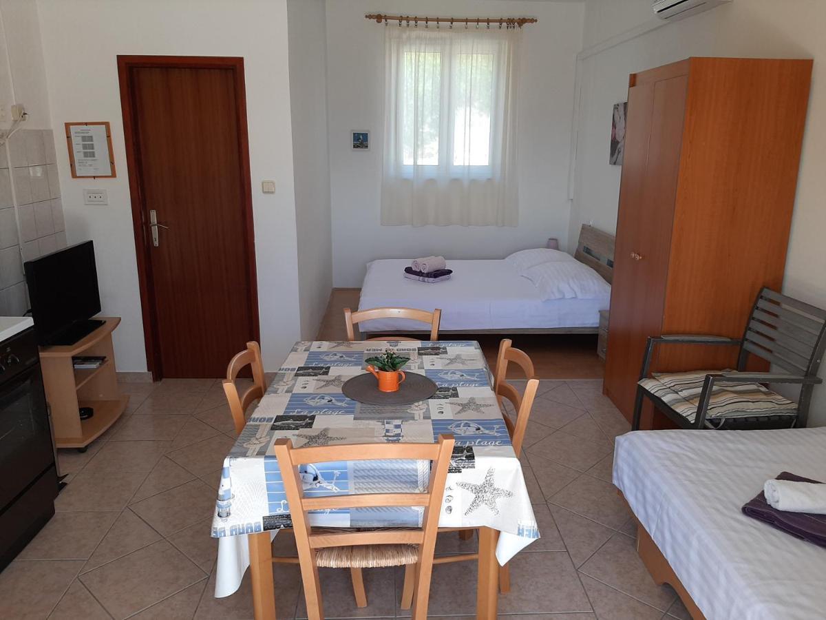Apartments Pavelic Novi Vinodolski Dış mekan fotoğraf