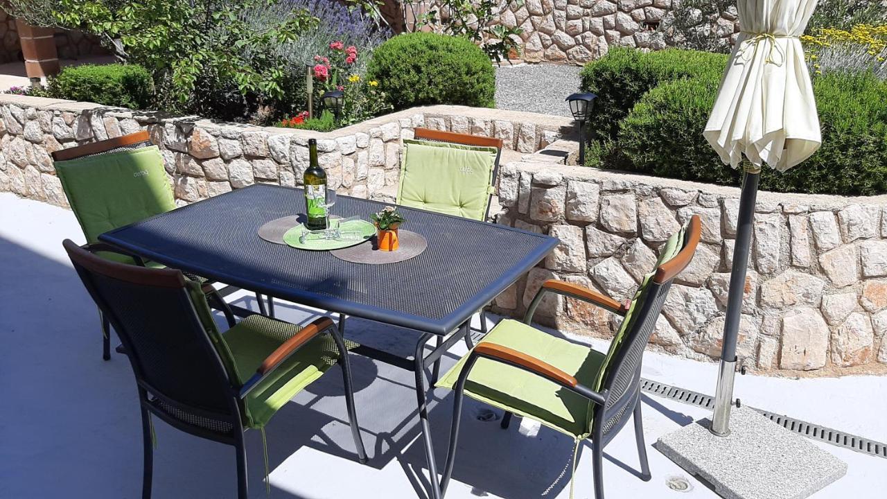 Apartments Pavelic Novi Vinodolski Dış mekan fotoğraf