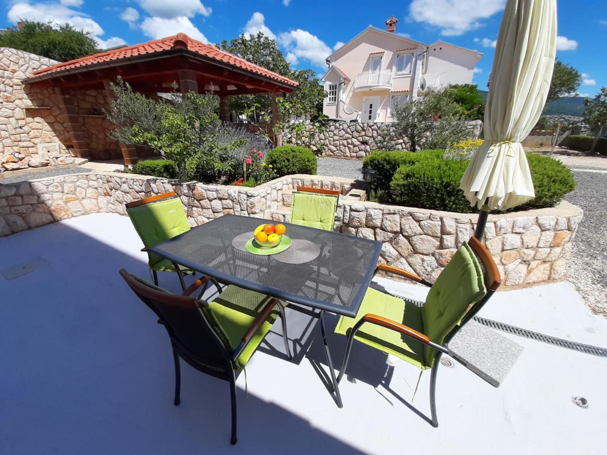 Apartments Pavelic Novi Vinodolski Dış mekan fotoğraf