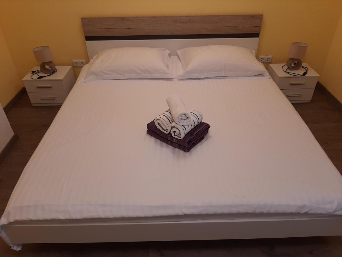Apartments Pavelic Novi Vinodolski Dış mekan fotoğraf