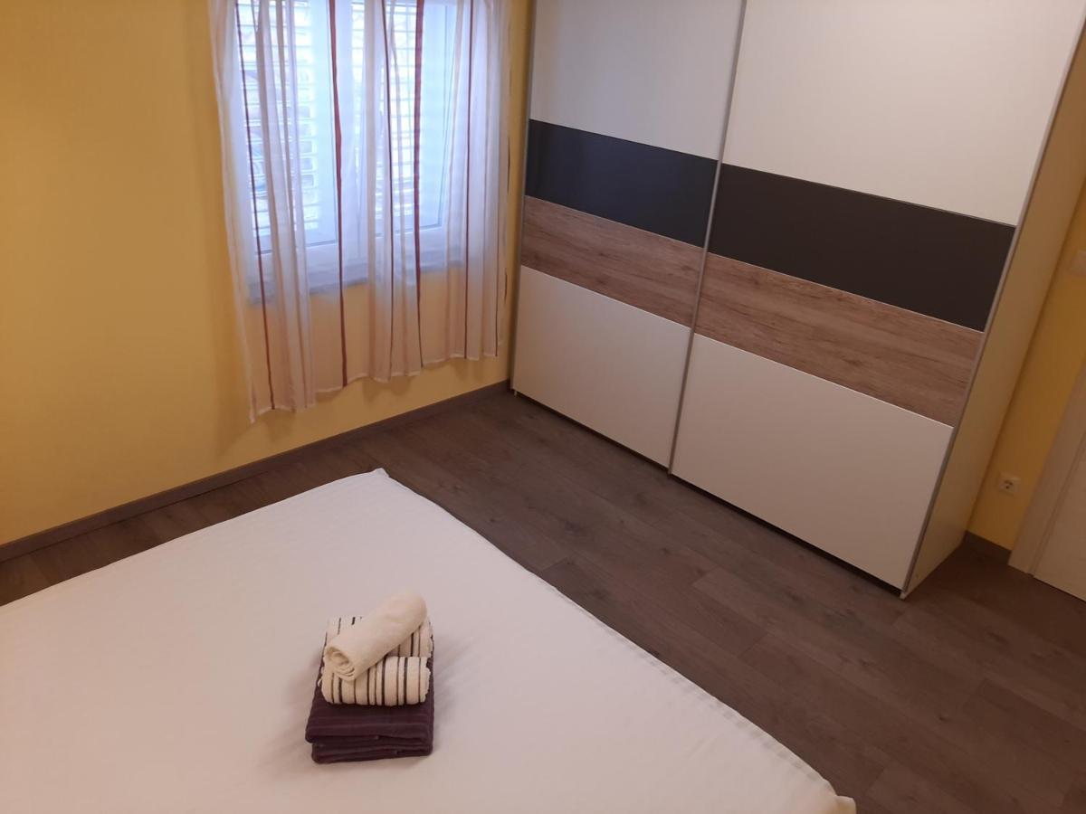 Apartments Pavelic Novi Vinodolski Dış mekan fotoğraf