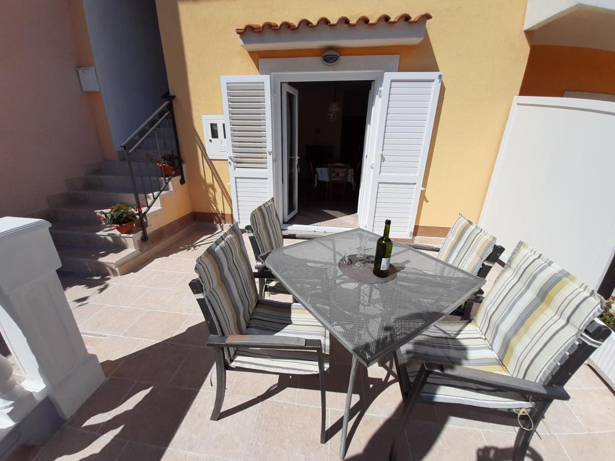 Apartments Pavelic Novi Vinodolski Dış mekan fotoğraf