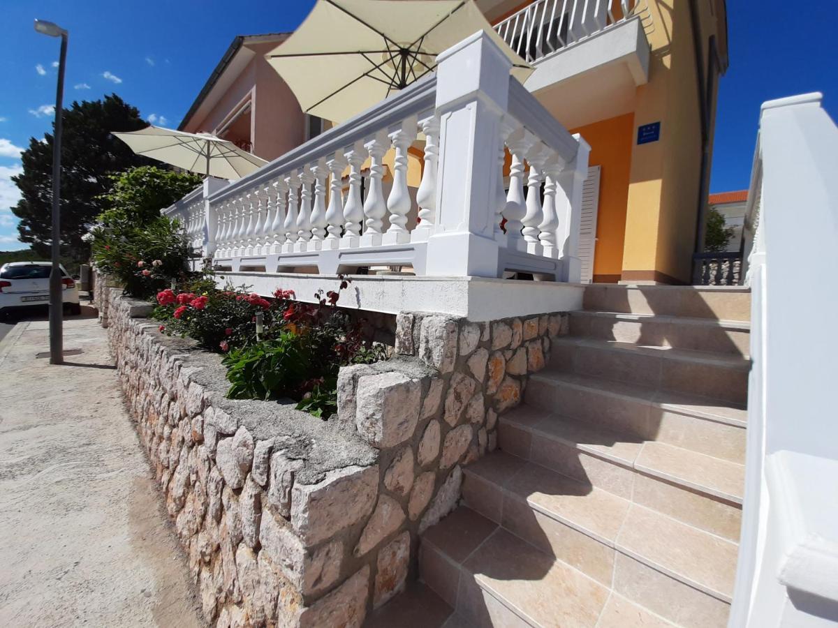 Apartments Pavelic Novi Vinodolski Dış mekan fotoğraf