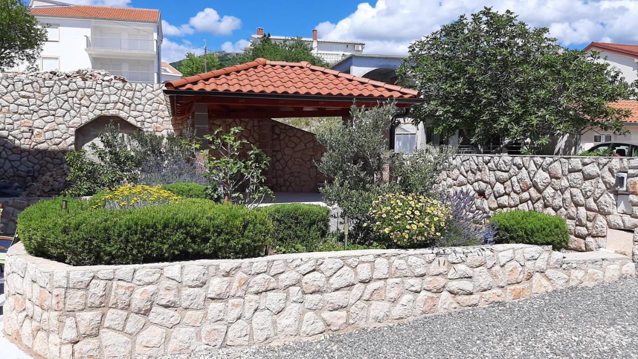 Apartments Pavelic Novi Vinodolski Dış mekan fotoğraf